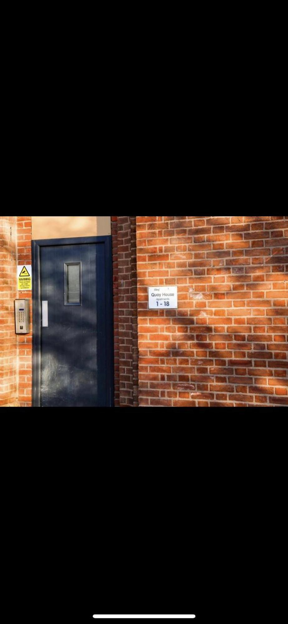 Lovely 1 Bed Apartment In Salford マンチェスター エクステリア 写真